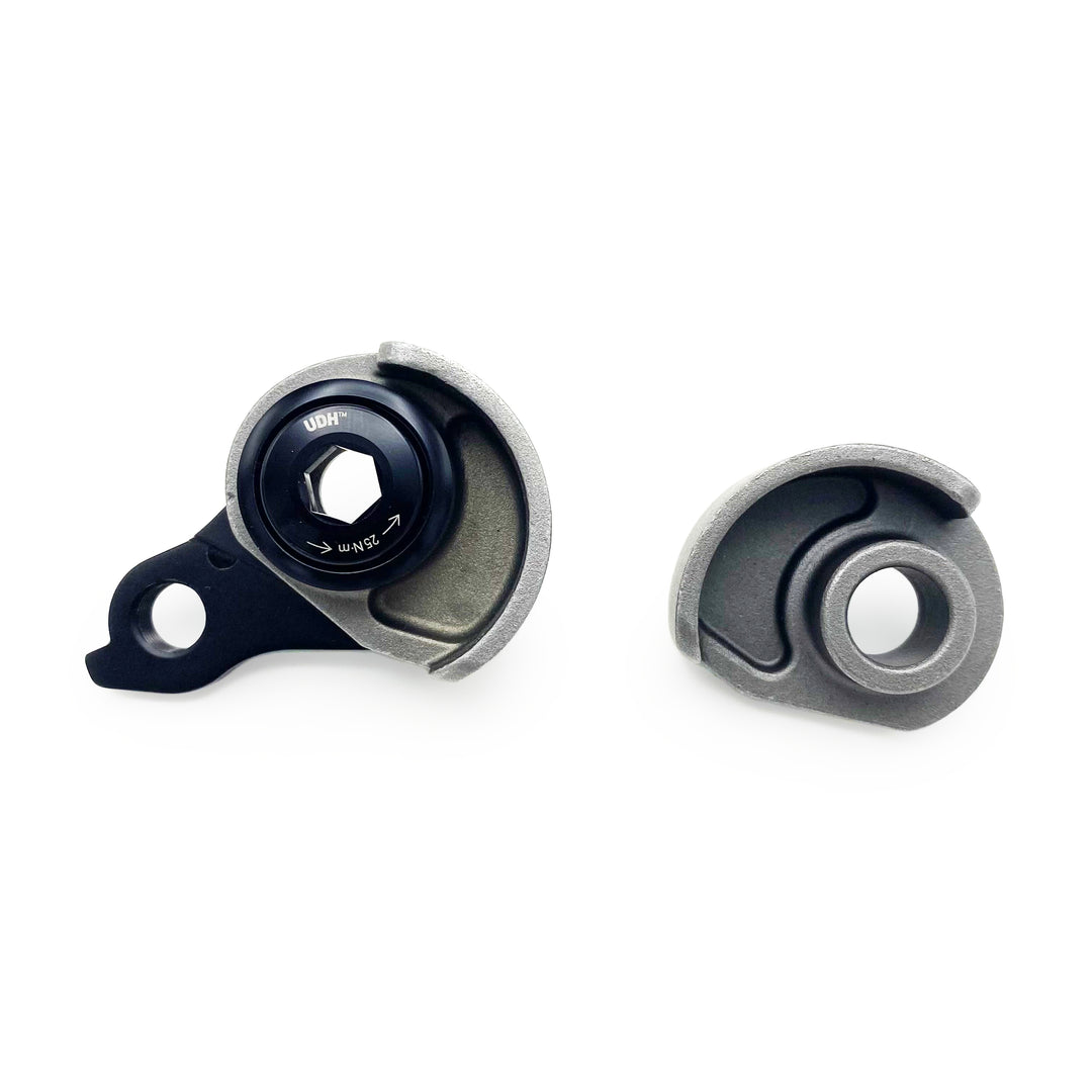 Hooded rear thru-axle dropout for Universal Derailleur Hanger