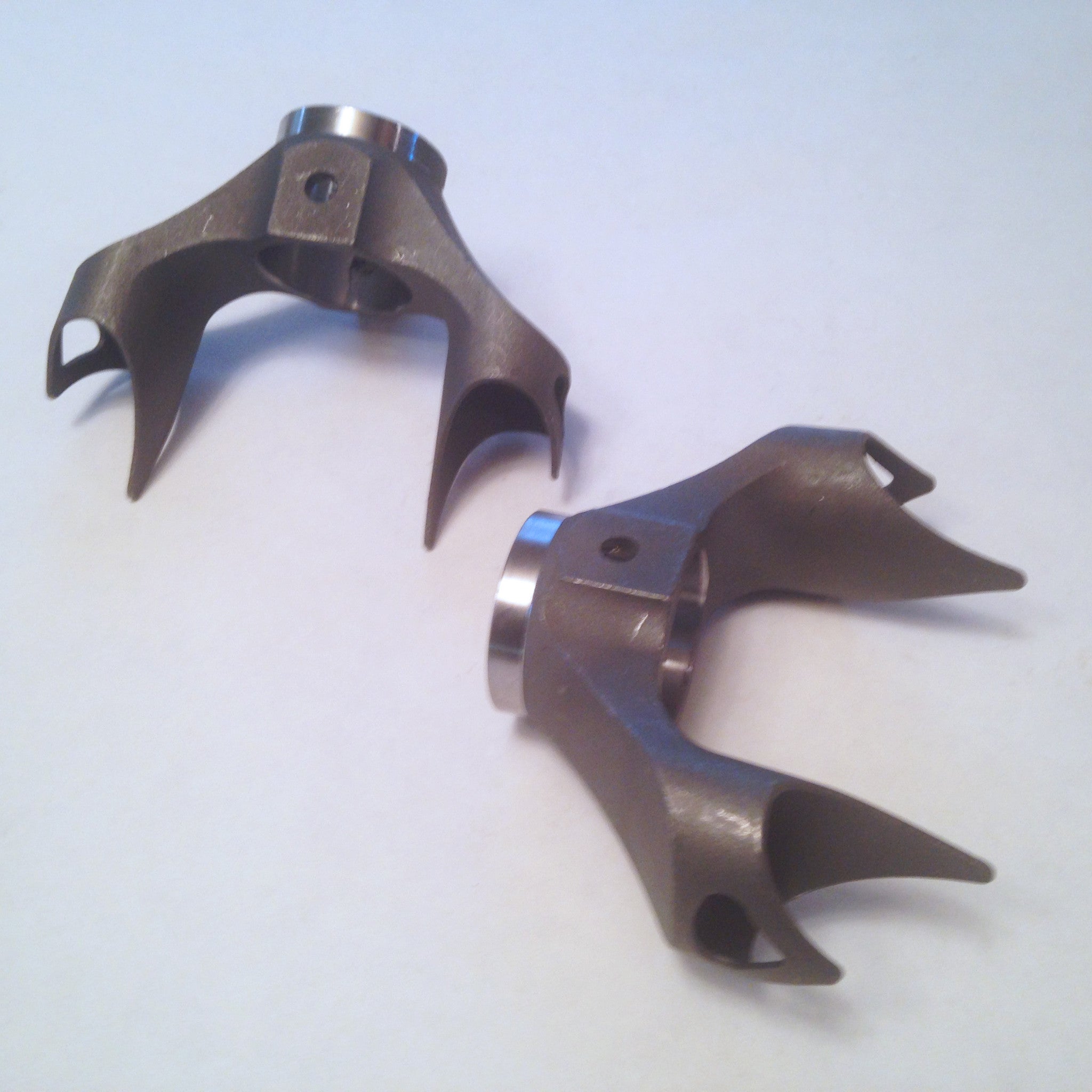 Bicycle fork crown 11/8" 50mm inside width full slope Framebuilder