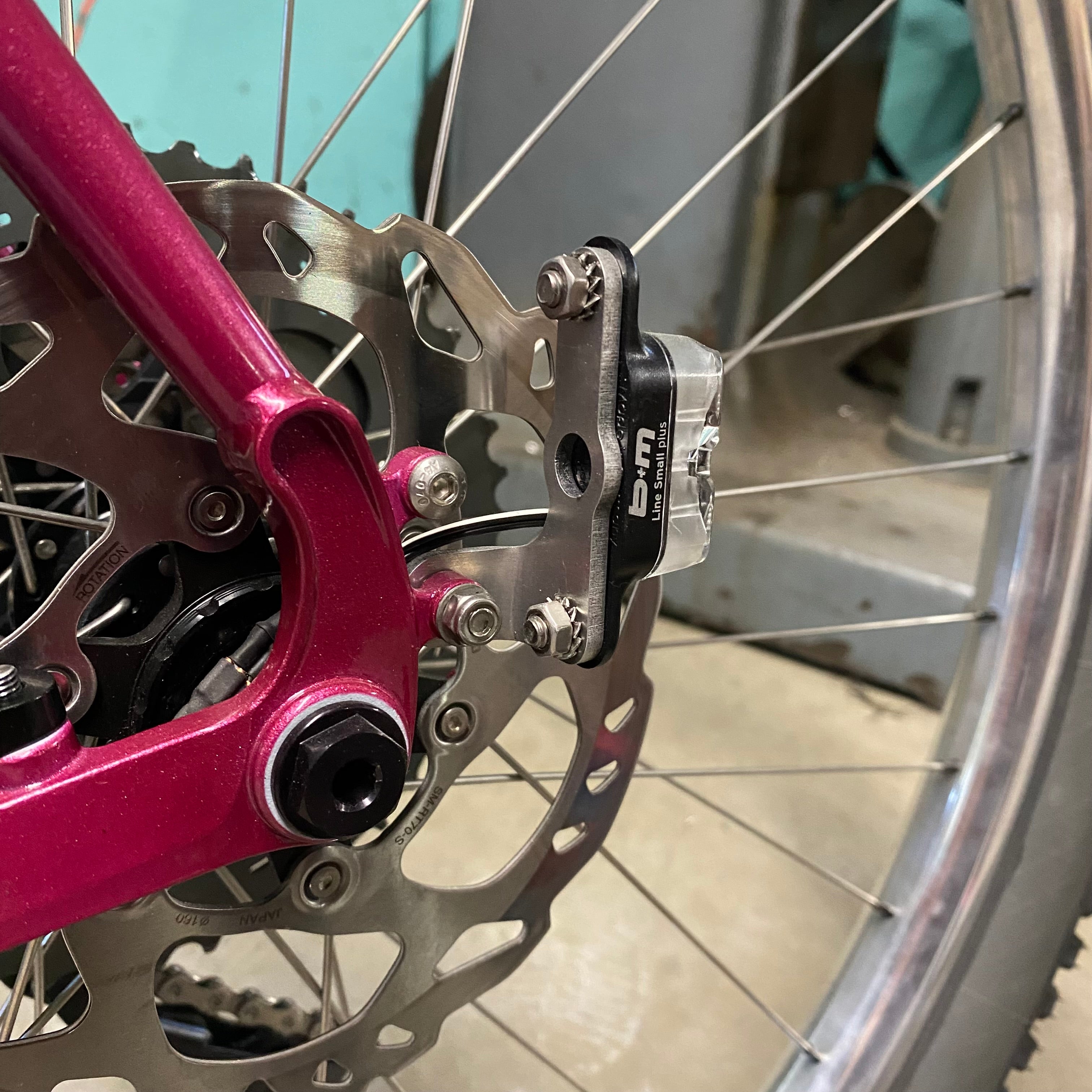 Supernova E3/Schmidt SON tail light bracket - Seat stay Supernova E3/Schmidt SON tail light bracket - Seat stay